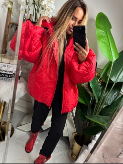 Damska kurtka puchowa oversize typu puffer w kolorze intensywnej czerwieni